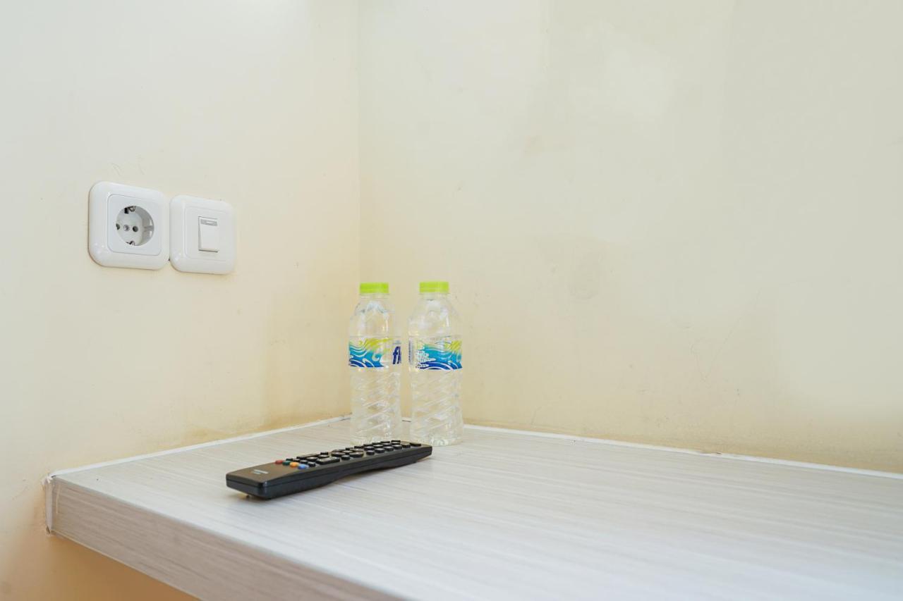 סוראבאיה Pratisarawirya Guesthouse By Ecommerceloka מראה חיצוני תמונה